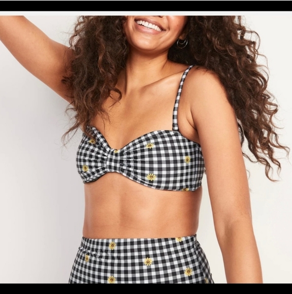 Old Navy Gingham Bikini Set with Yellow Floral Accents XL - Picture 12 of 13